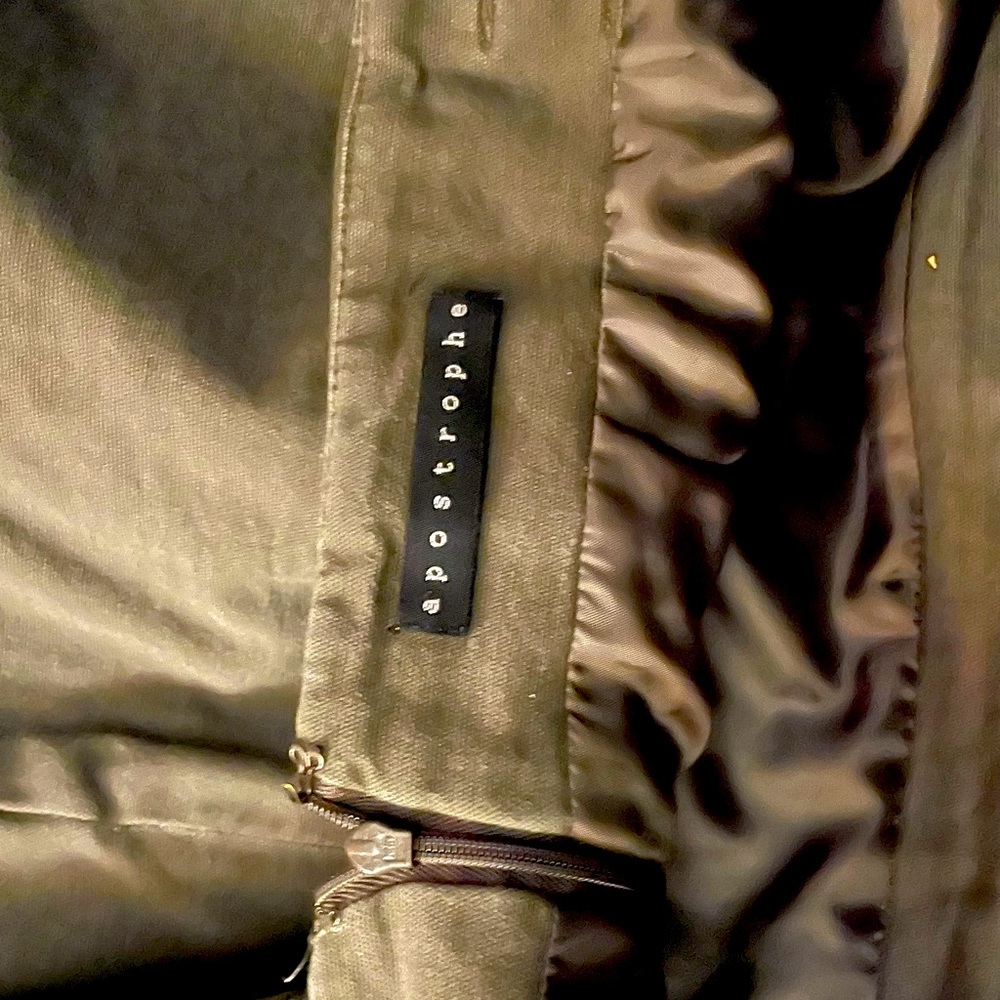 apostrophe green skirtlarge